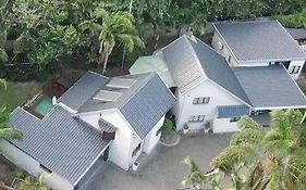 Tinroofs Cottage